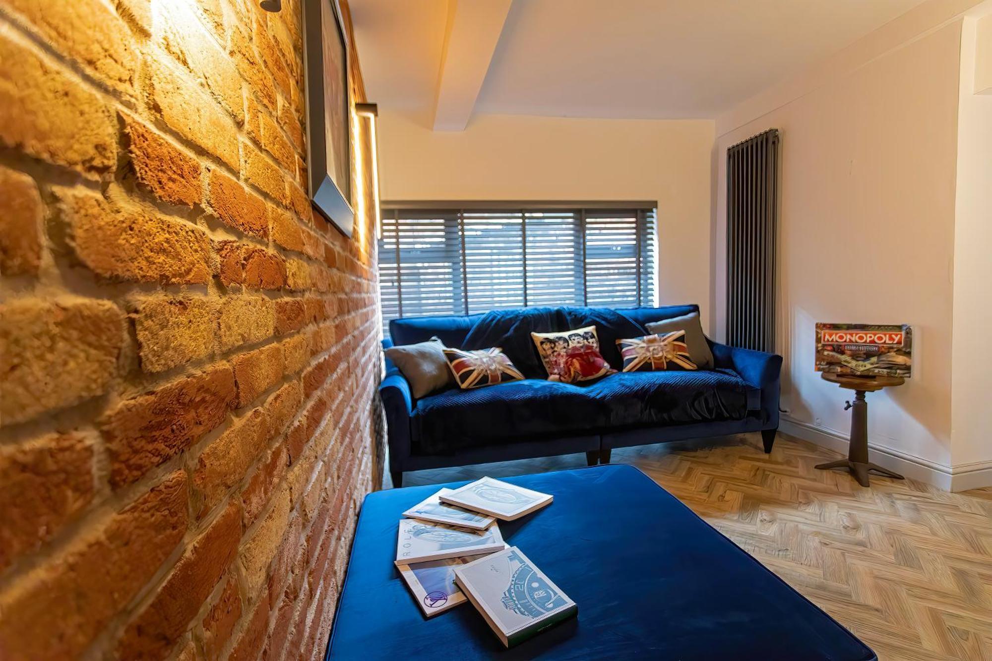 Stunning Ashbourne Town Centre Cottage Near Alton Towers Peak District Derbyshire Eksteriør billede